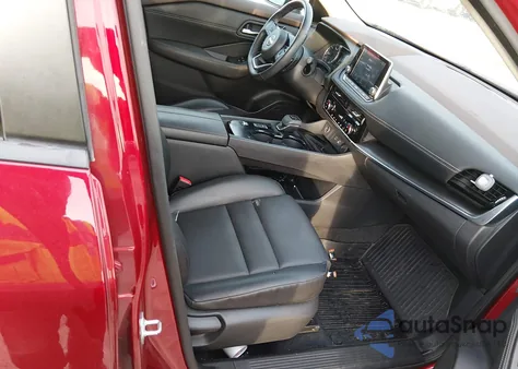 2022 Nissan Rogue Sv Fwd z USA, uszkodzony, nr VIN 5N1BT3BA4NC708826